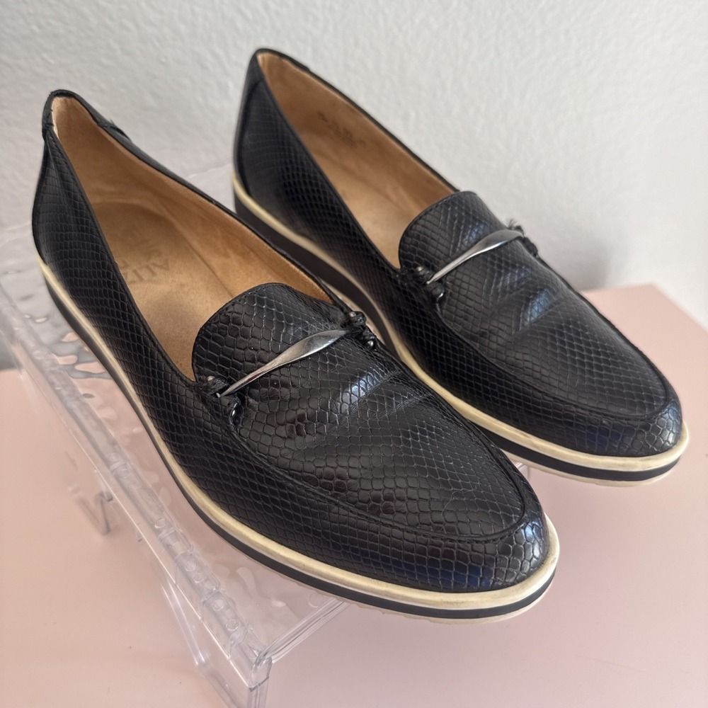 Naturalizer Ranger Penny Loafers Black Faux Snakeskin Size 7.5M Slip On Flats